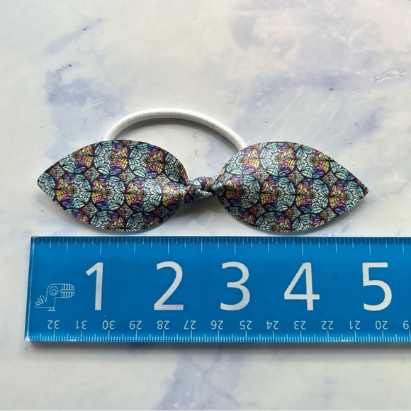 Wednesday Addams ponytail bow, lightweight, handmade, vegan - Picture 2 of 2